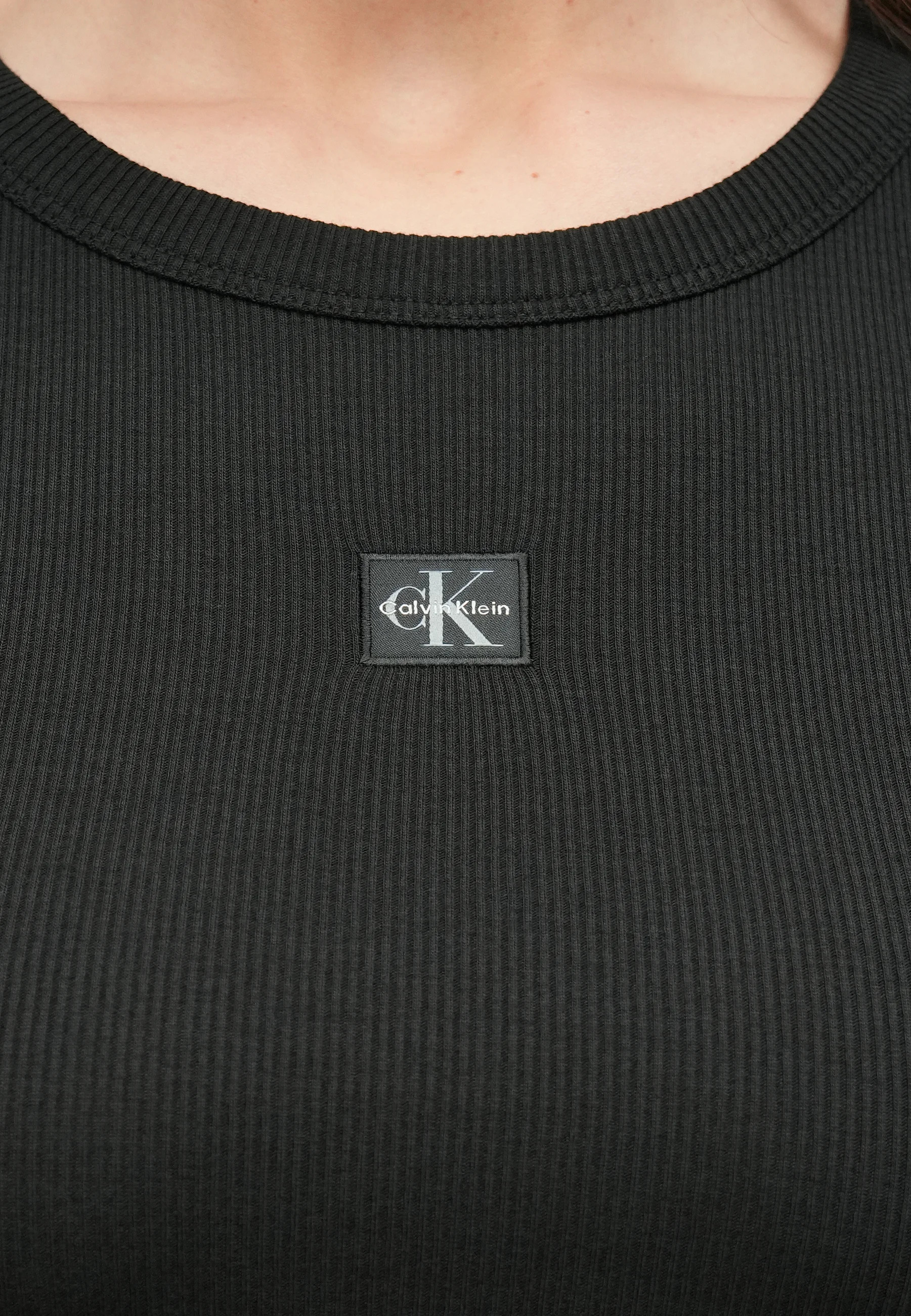 CALVIN KLEIN JEANS - Long Sleeve Woven Label Crew