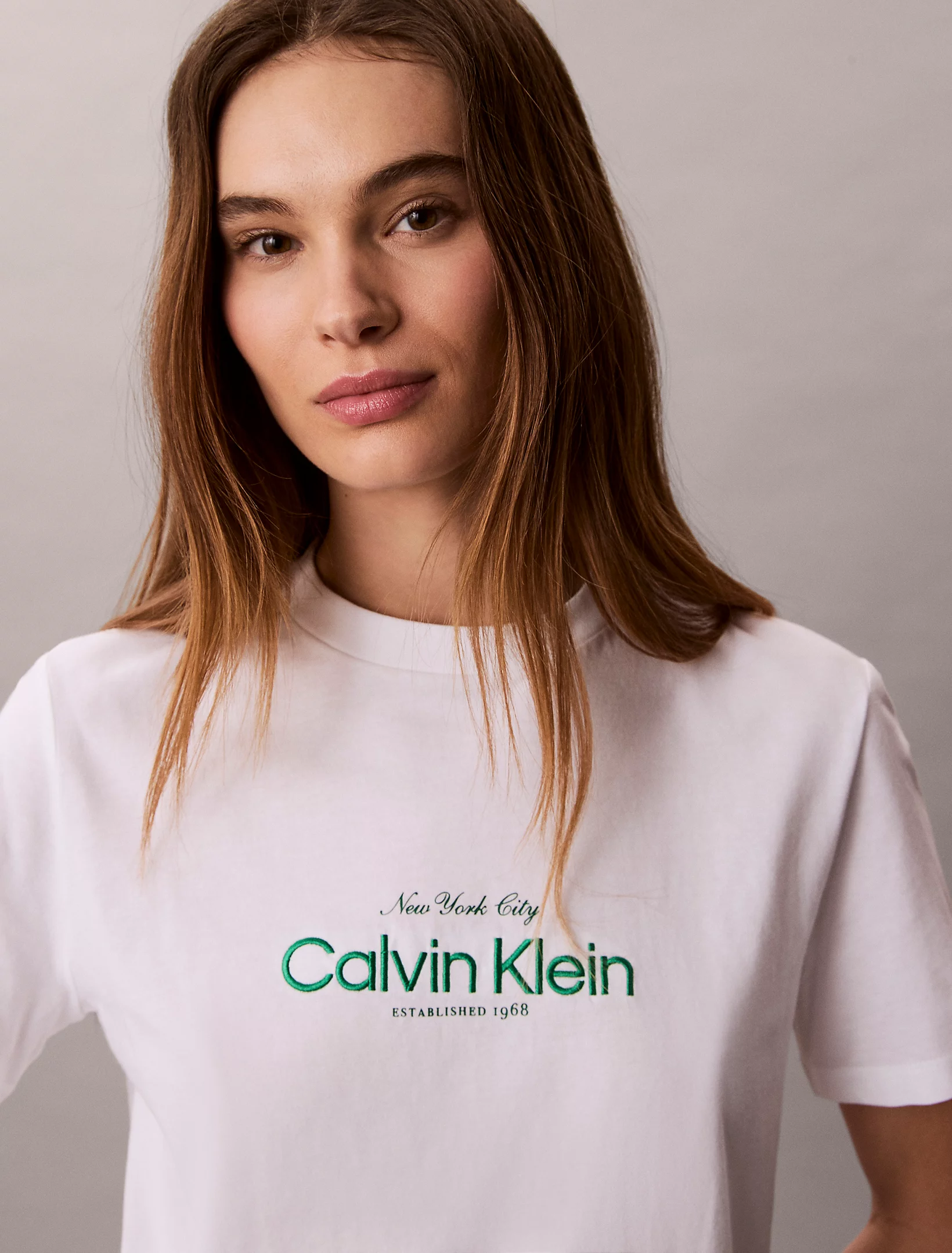 CALVIN KLEIN JEANS - Classic NYC Logo Tee