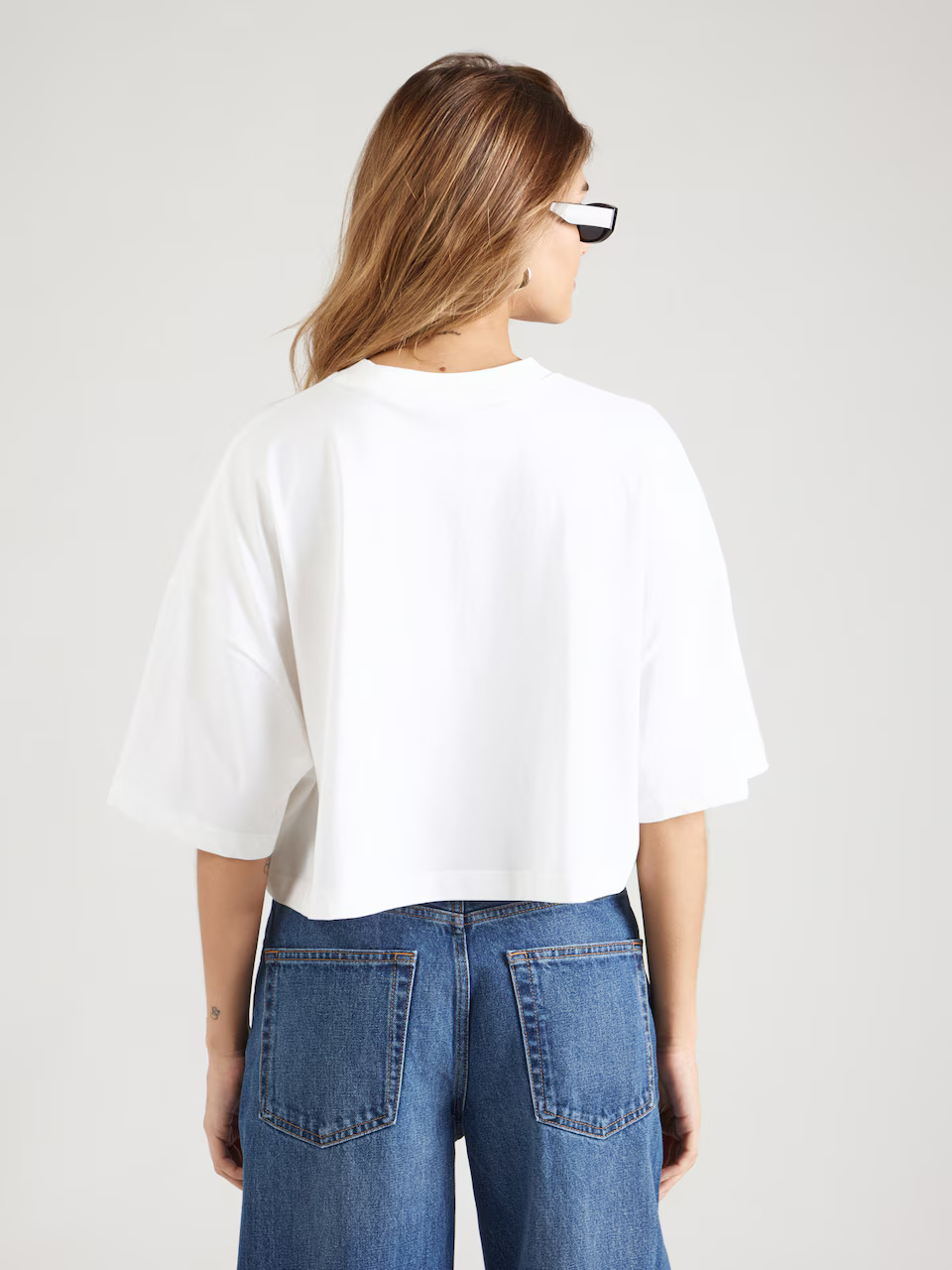 CALVIN KLEIN JEANS - Cropped Boxy heritage Crest