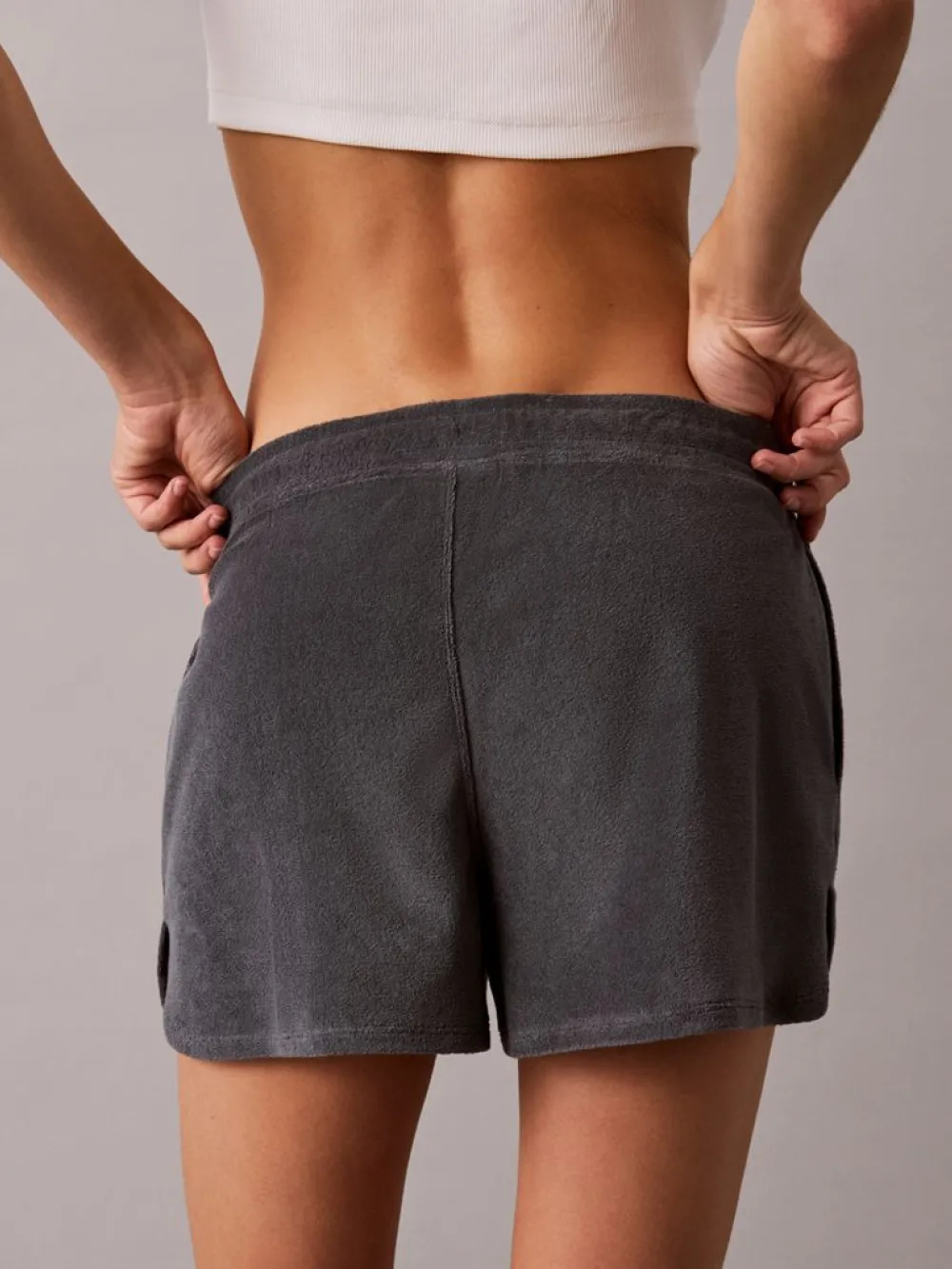 CALVIN KLEIN JEANS - Towel Terry Dolphin Shorts