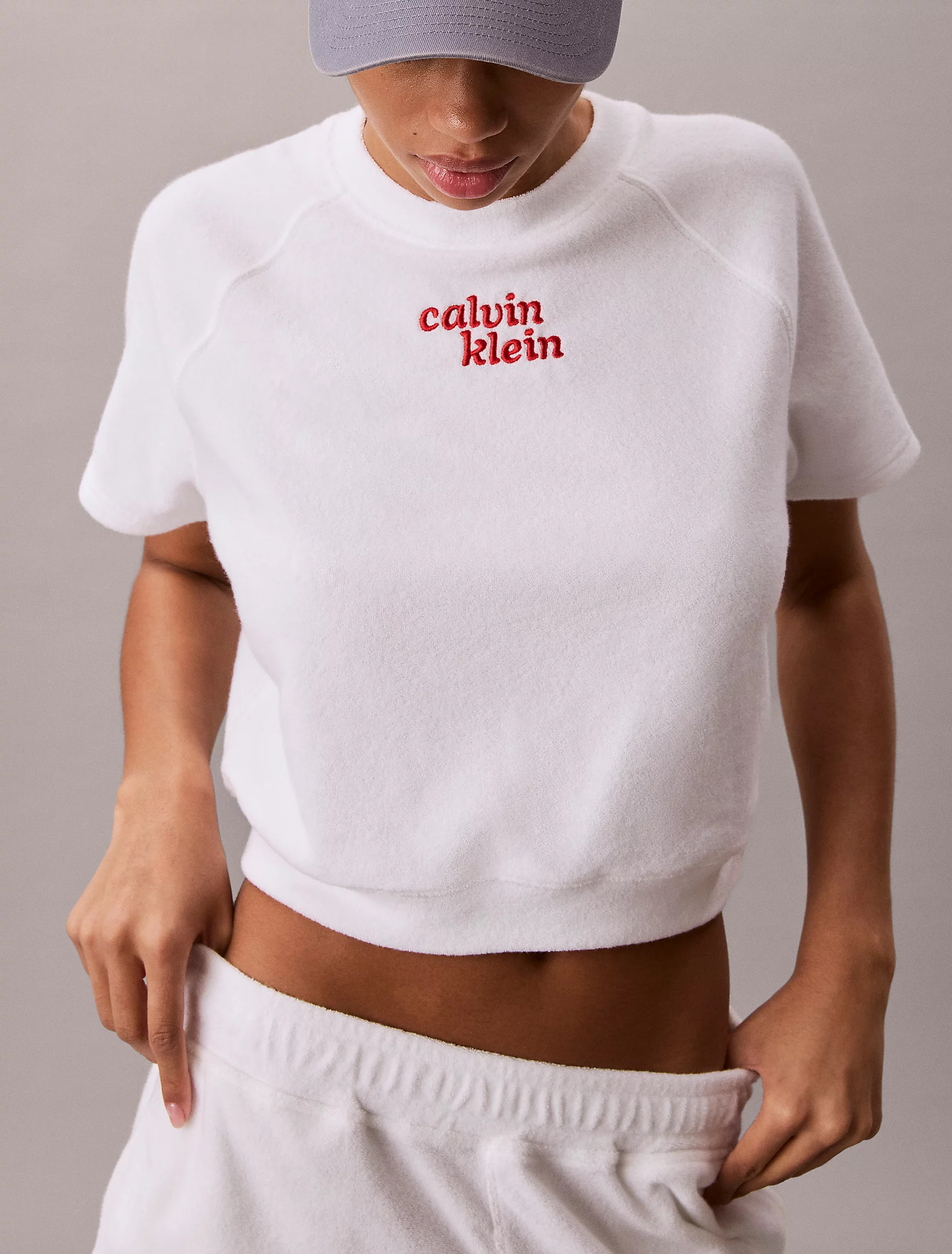 CALVIN KLEIN JEANS - Towel Terry Cropped Sweatsh