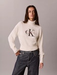 Logo Tneck Pullover