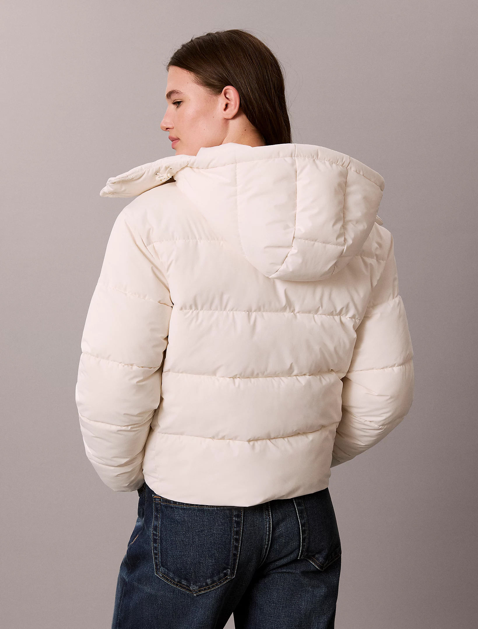CALVIN KLEIN JEANS - Matte Short Puffer