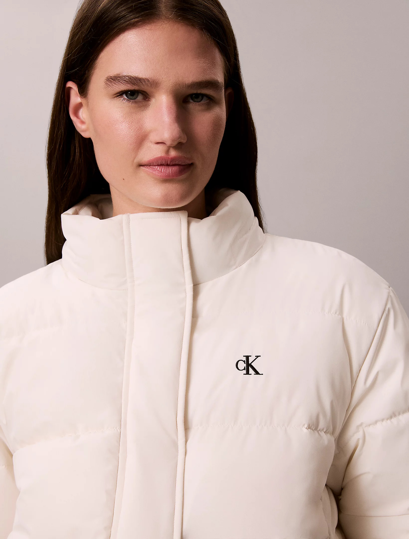 CALVIN KLEIN JEANS - Matte Short Puffer