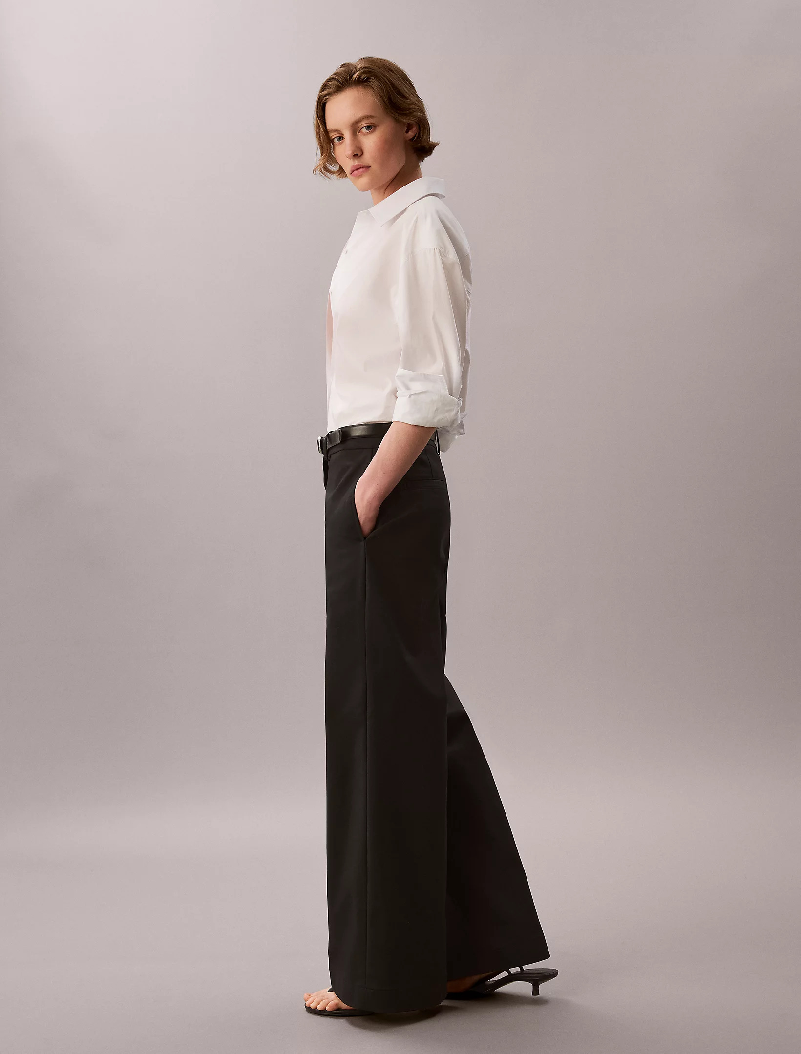 CALVIN KLEIN JEANS - Stretch Chino Wide Leg Pant