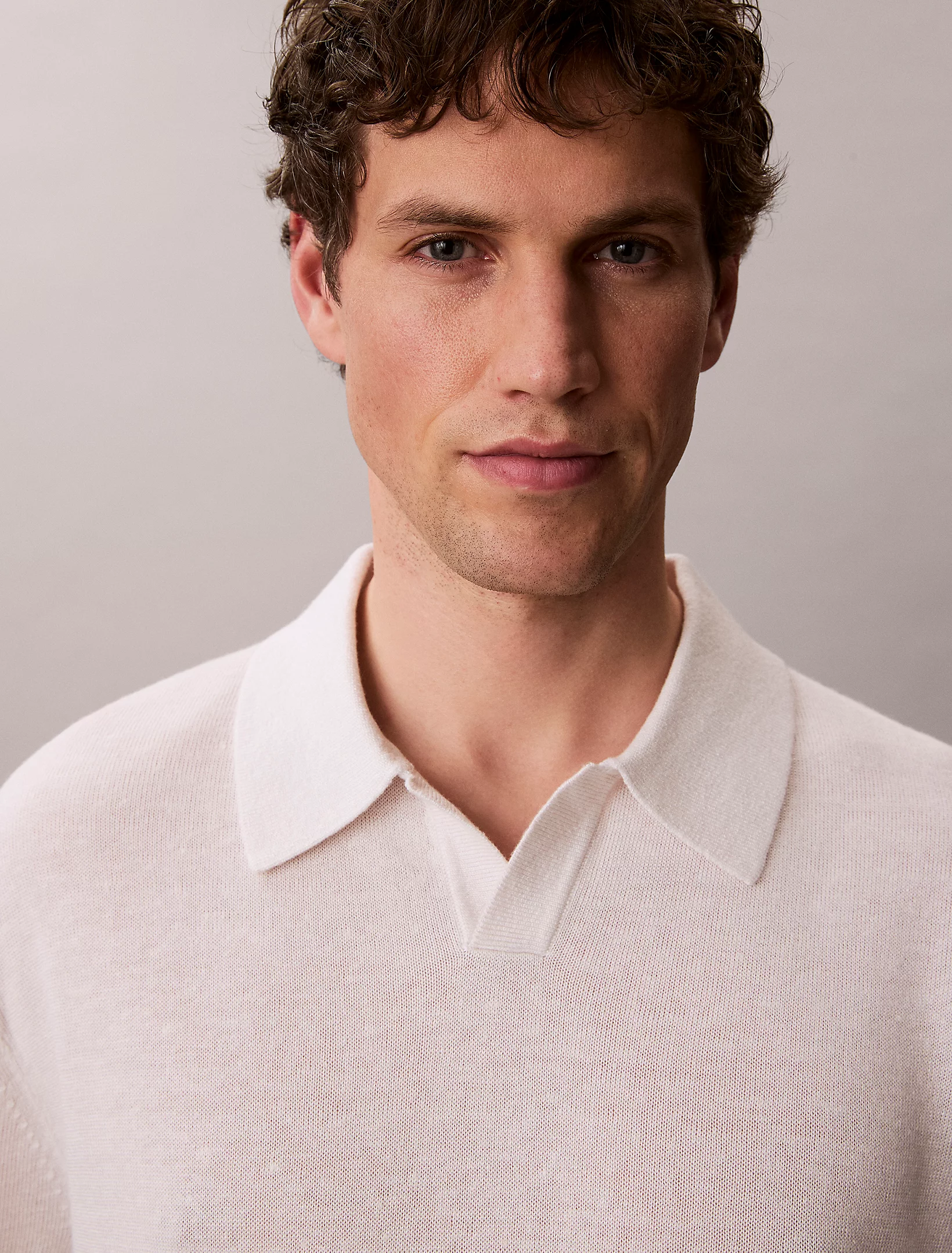 CALVIN KLEIN - Linen Blend Open Collar Polo Shirt