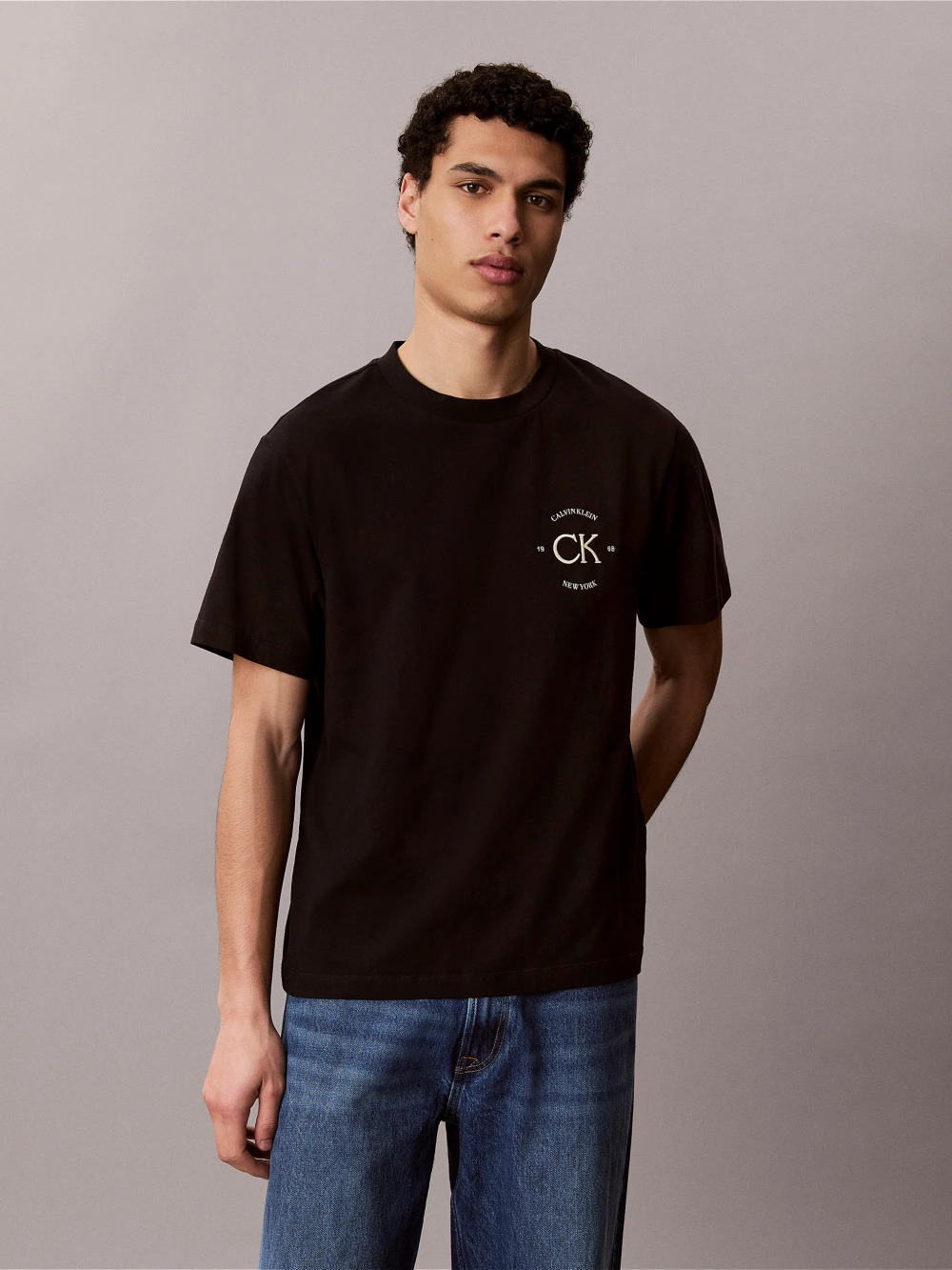CALVIN KLEIN JEANS - 20's April Graphic Seasonal Fashi