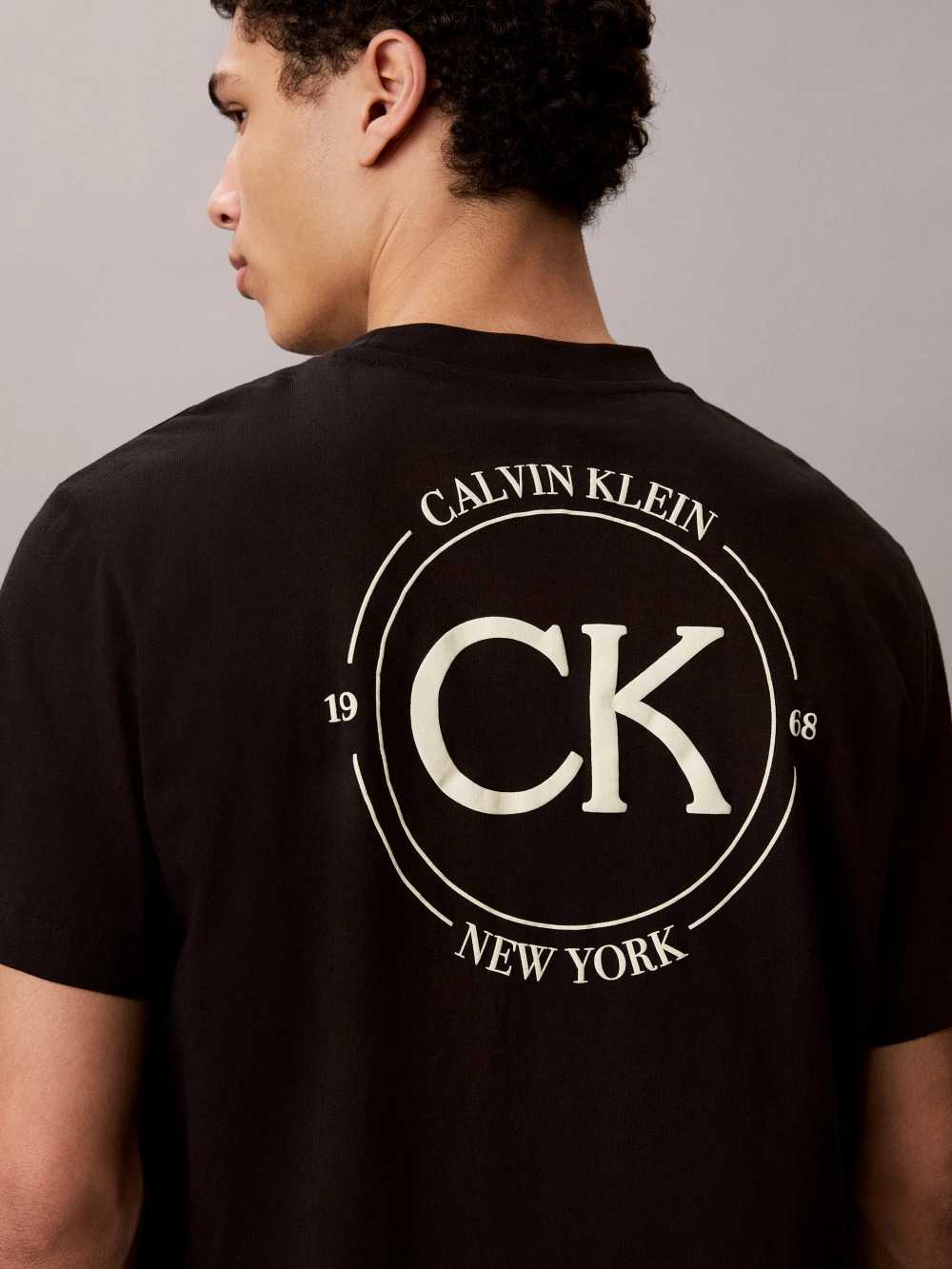 CALVIN KLEIN JEANS - 20's April Graphic Seasonal Fashi