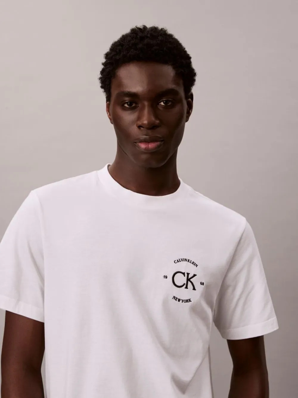 CALVIN KLEIN JEANS - 20's April Graphic Seasonal Fashi