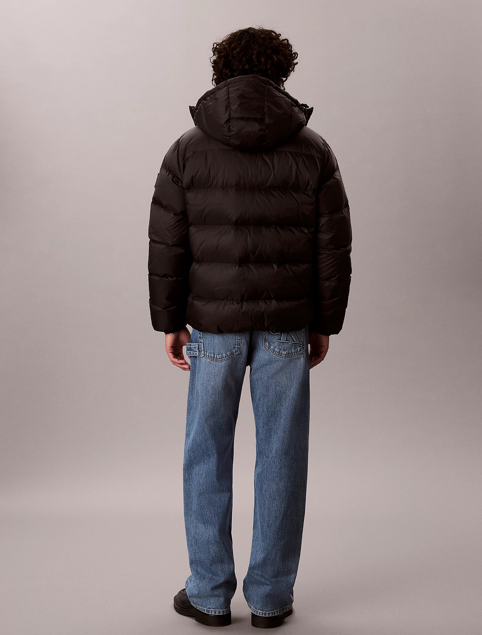 CALVIN KLEIN JEANS - Nylon Zip Off Hood Puffer