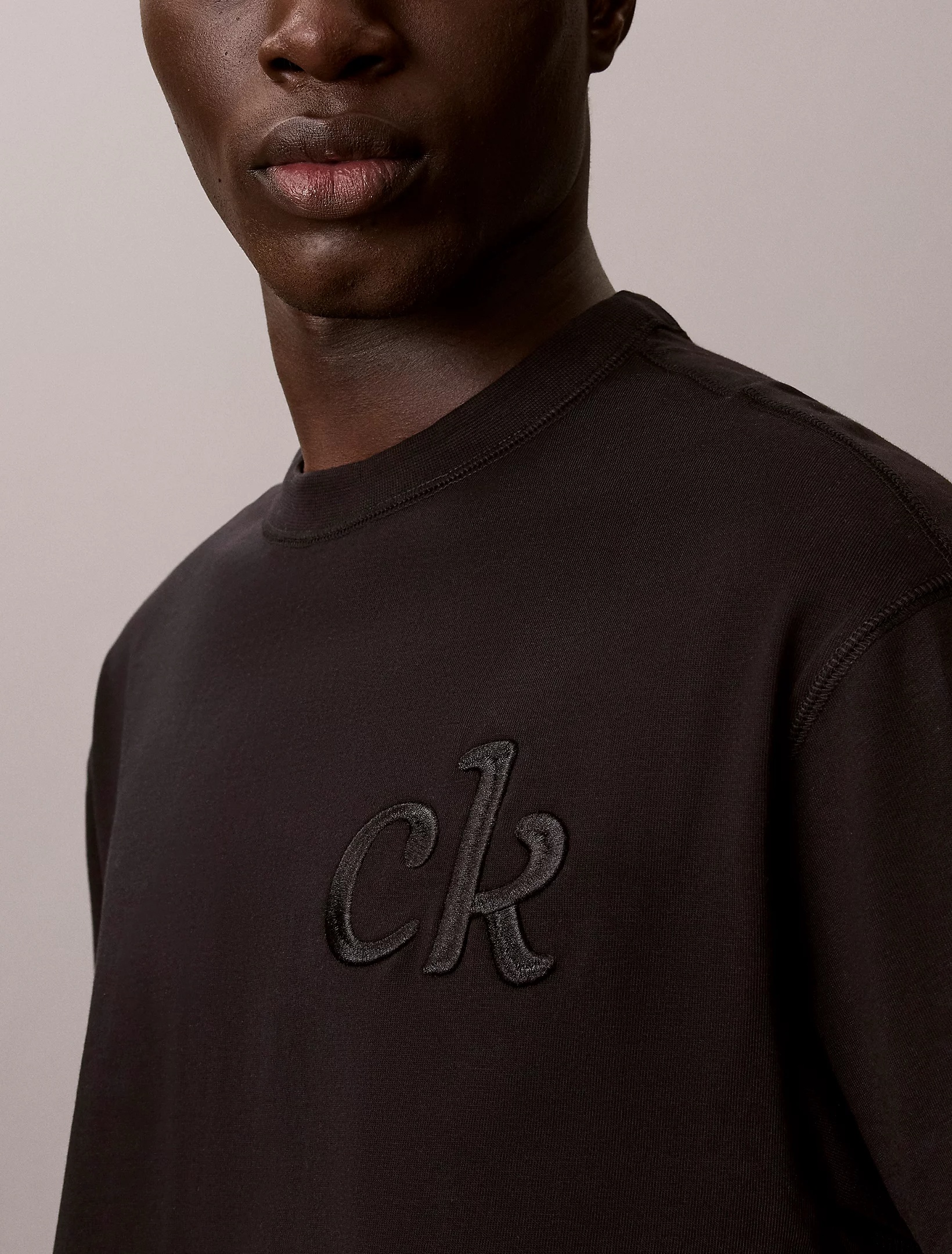 CALVIN KLEIN JEANS - Relaxed Logo Applique T-shirt
