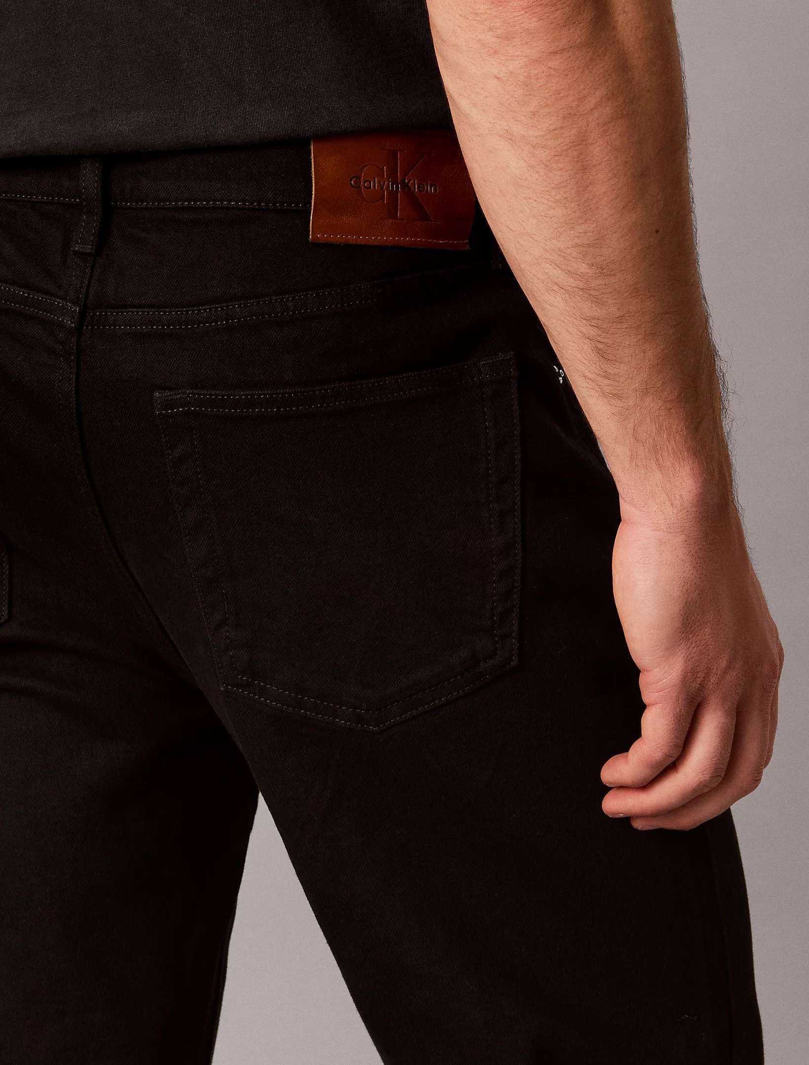 CALVIN KLEIN JEANS - Classic Taper