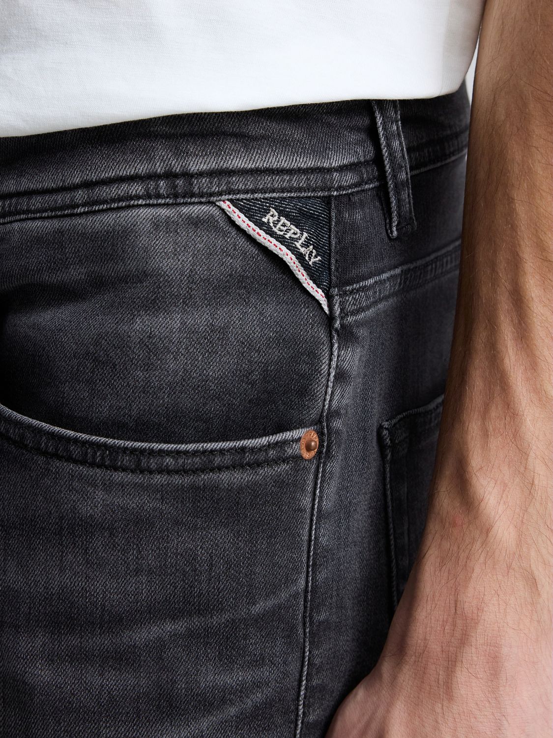 REPLAY - Tapered Fit Shorts