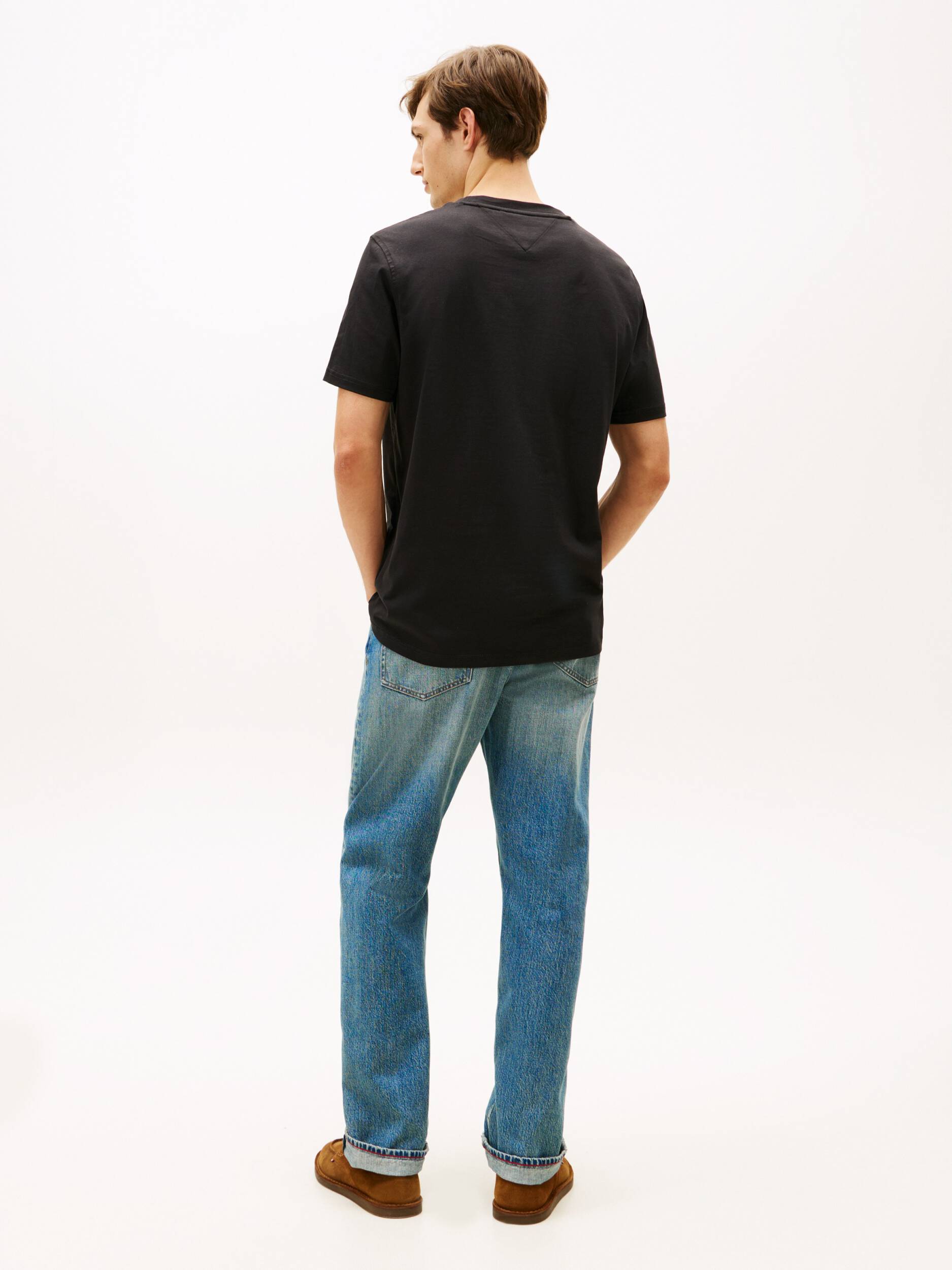 TOMMY HILFIGER - Modern Graphic Badge Tee