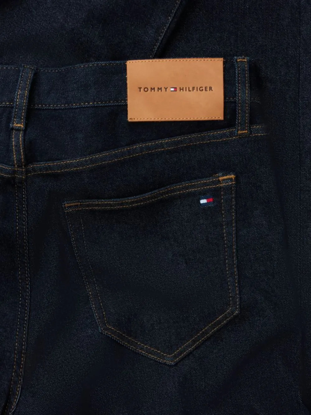 TOMMY HILFIGER - Denton Ian Lux Ind Brush