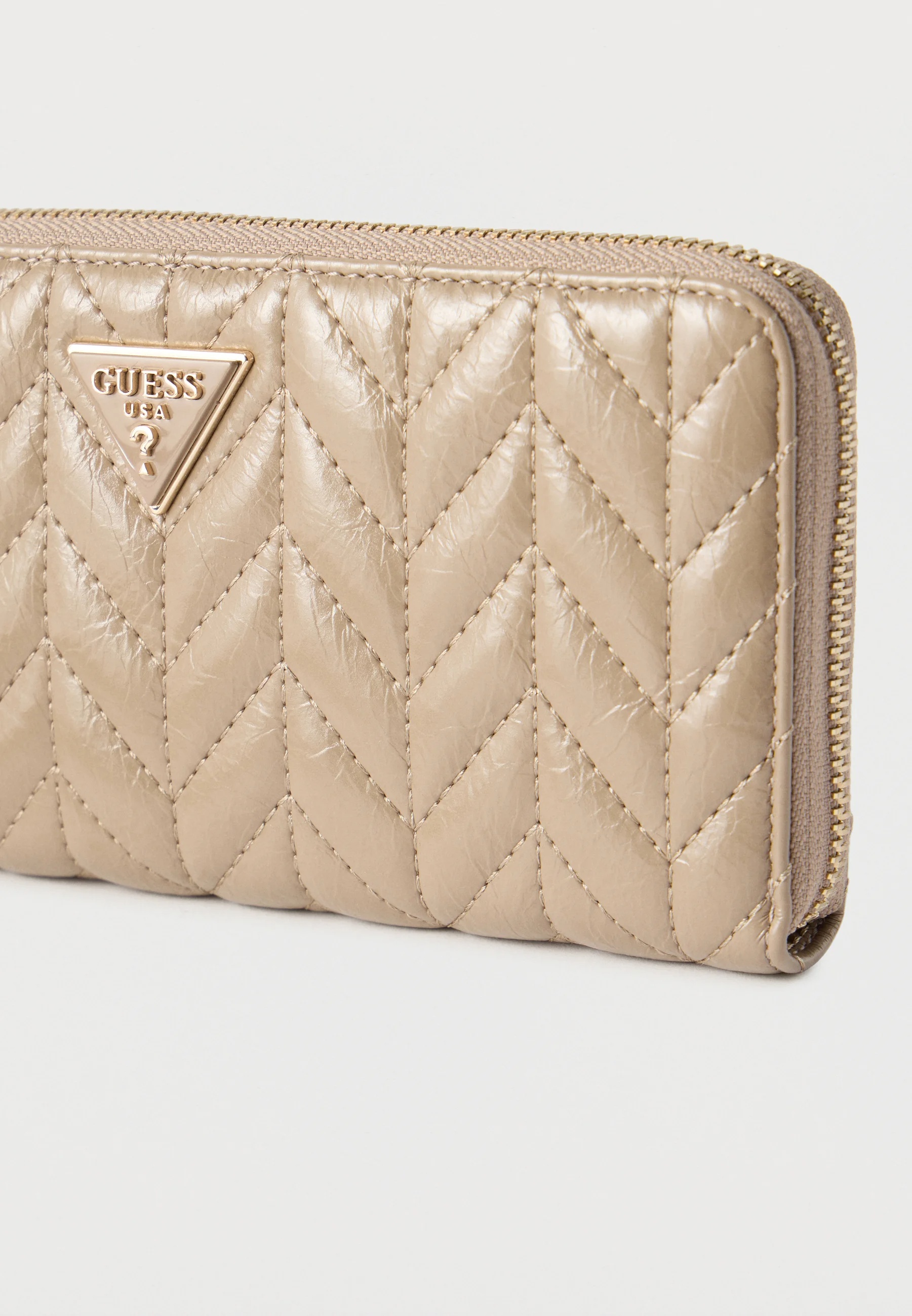 GUESS - Cheryl Quilted Wallet
