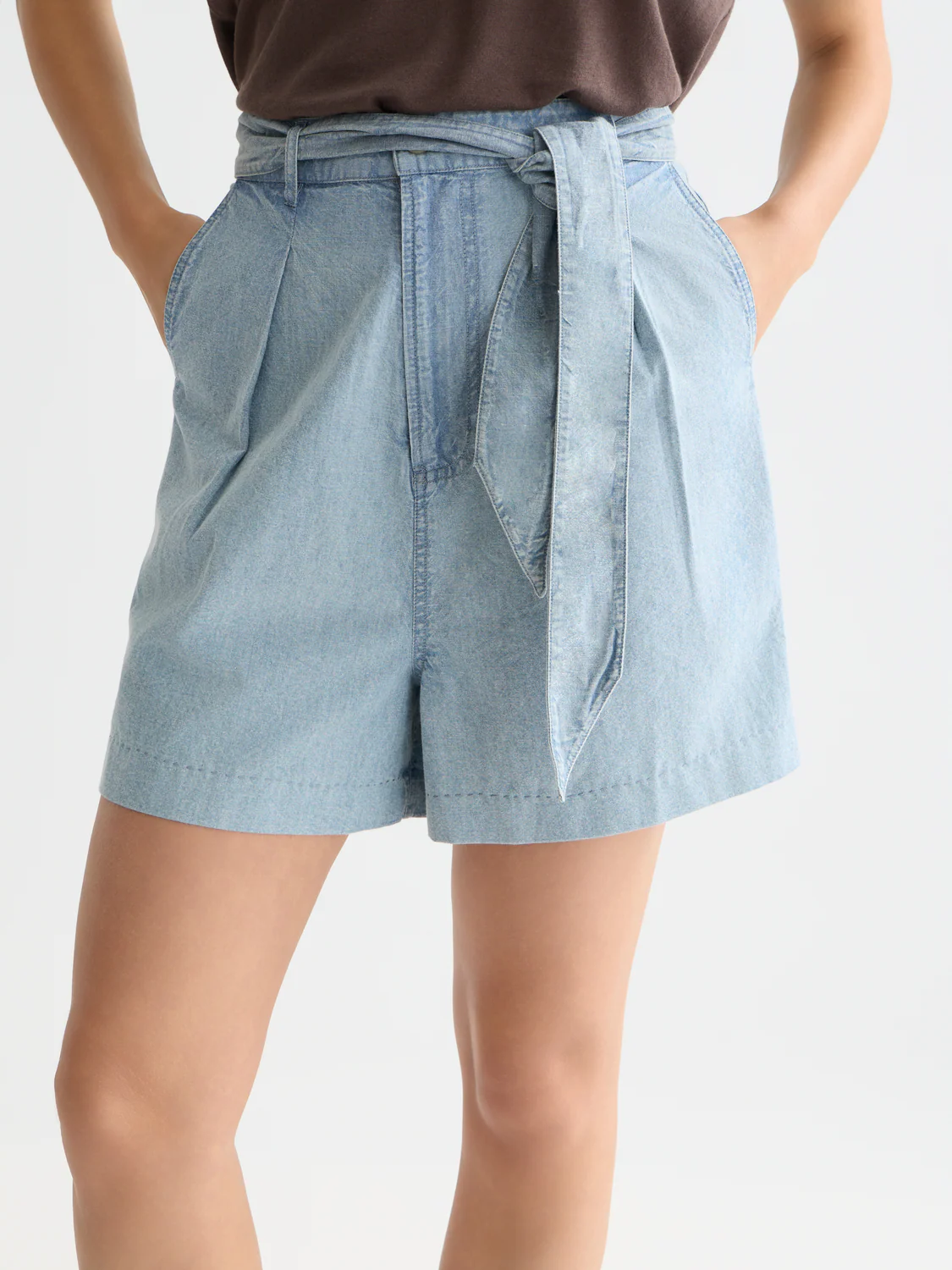 SCOTCH & SODA - Lightweight Indigo Short