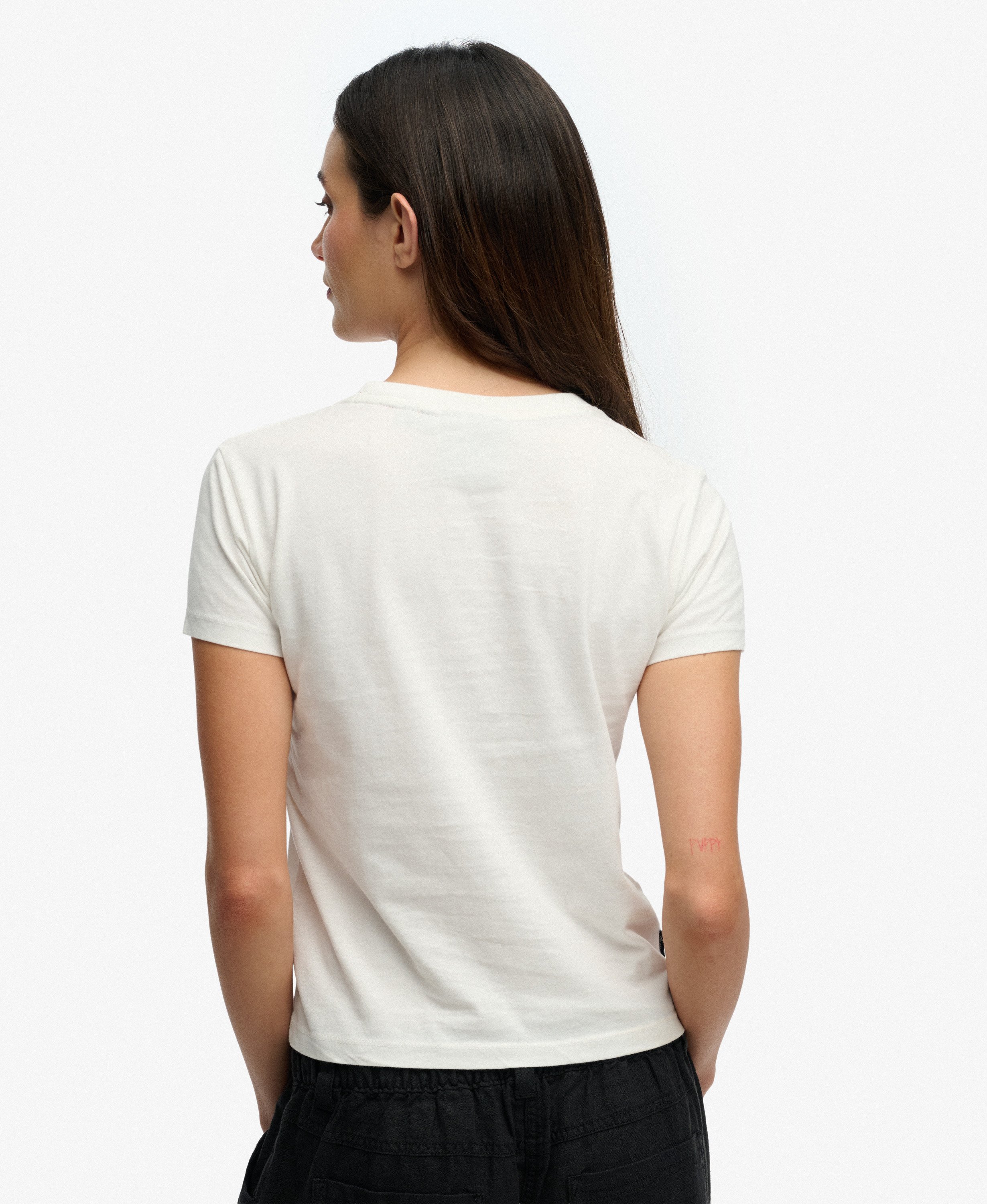 SUPERDRY - D1 Ovin Essential Logo Fitted Tee Ind