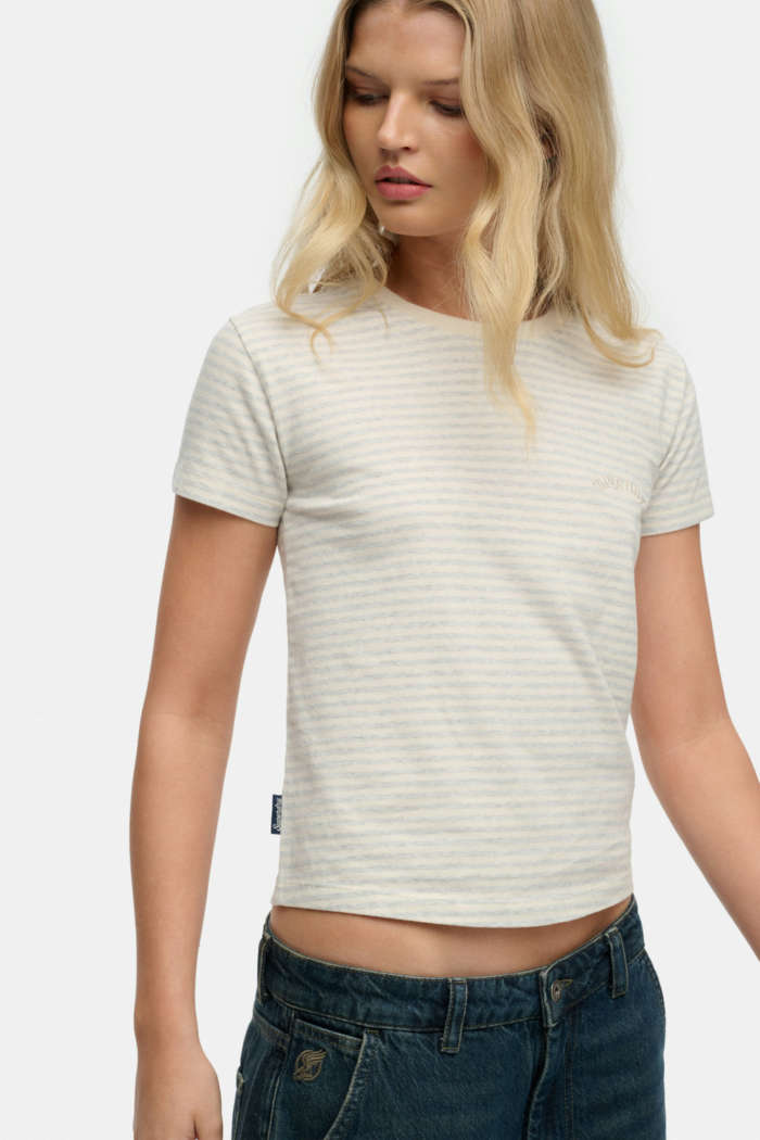 SUPERDRY - D2 Essential Logo Fitted Tee