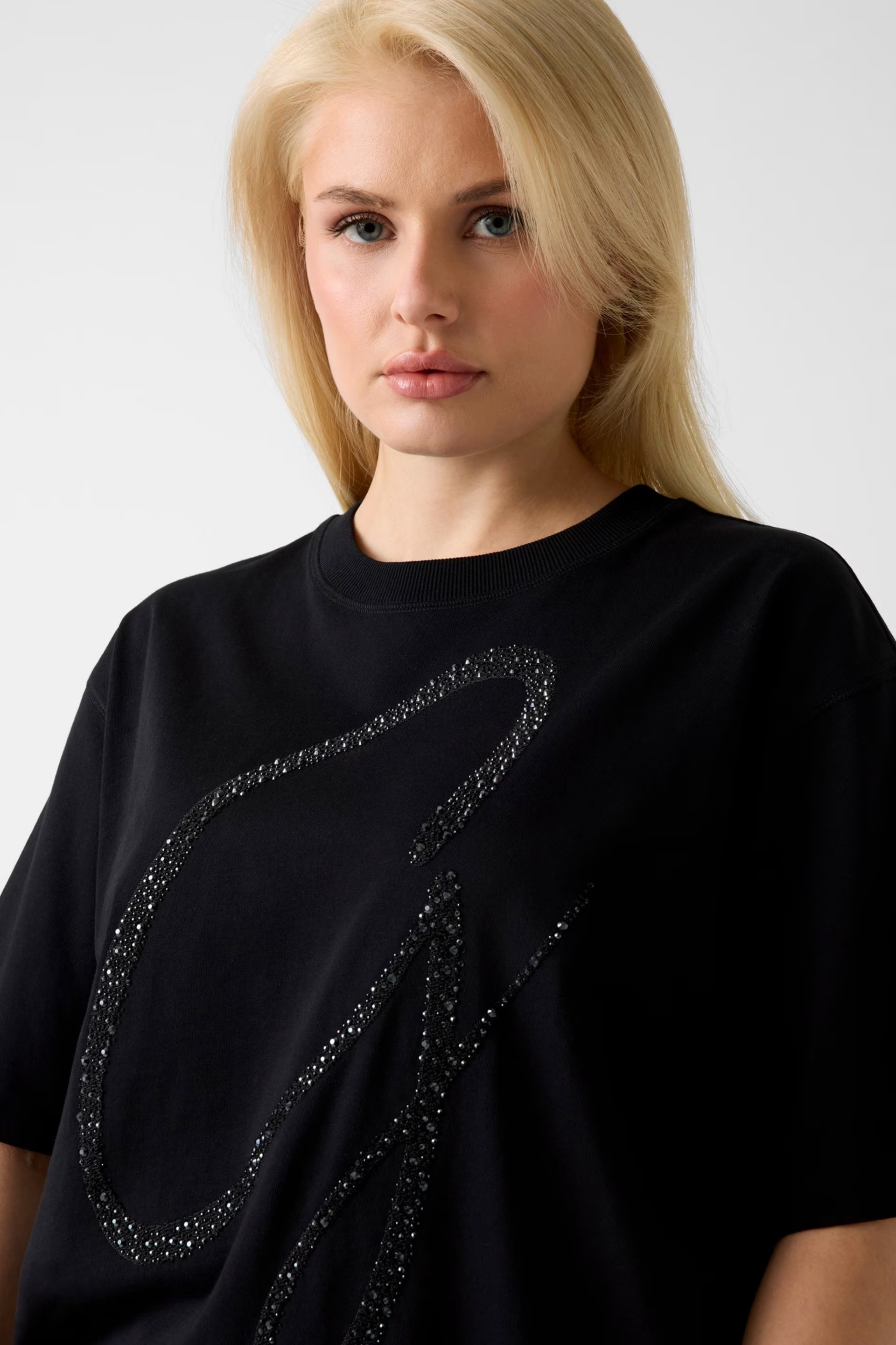 GUESS - Maxi Studs Tee