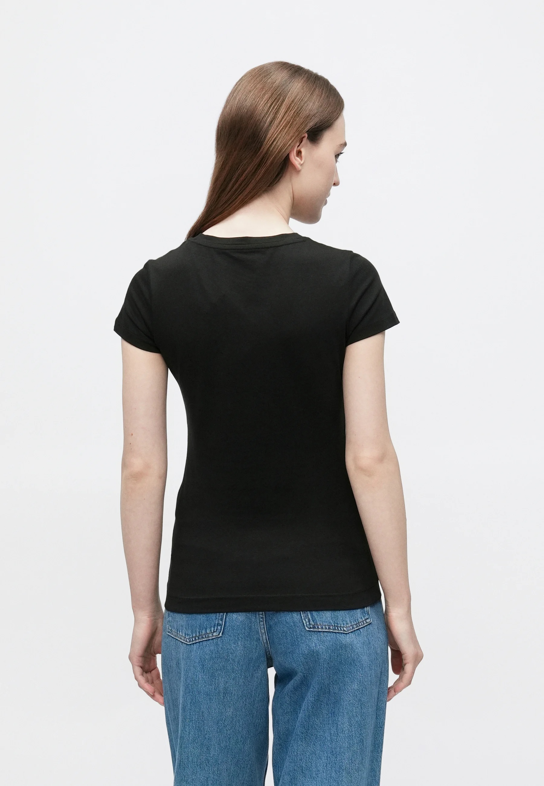 GUESS - Flowers Triangle Tee