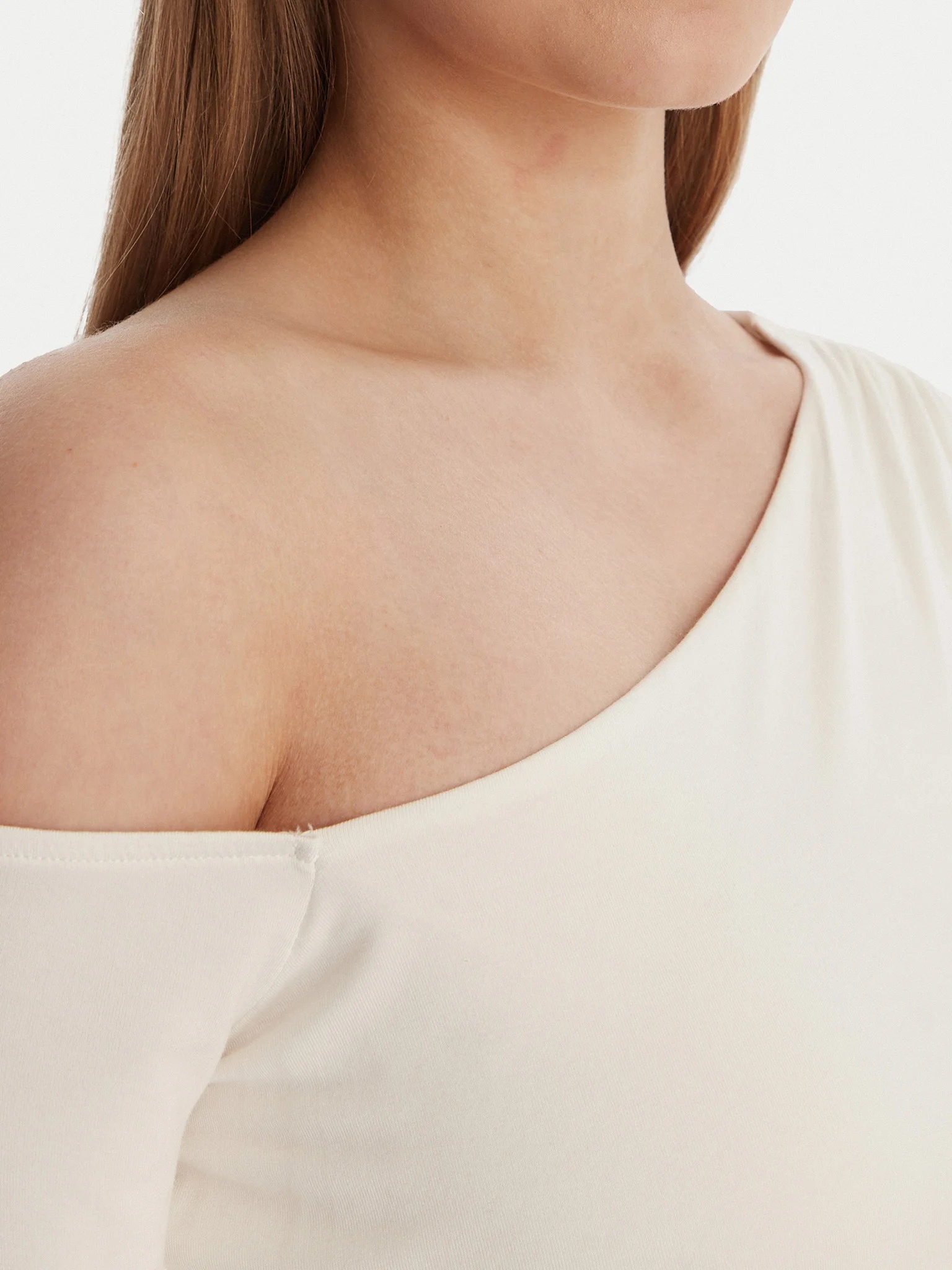 GUESS - Shirring Kassadee Top