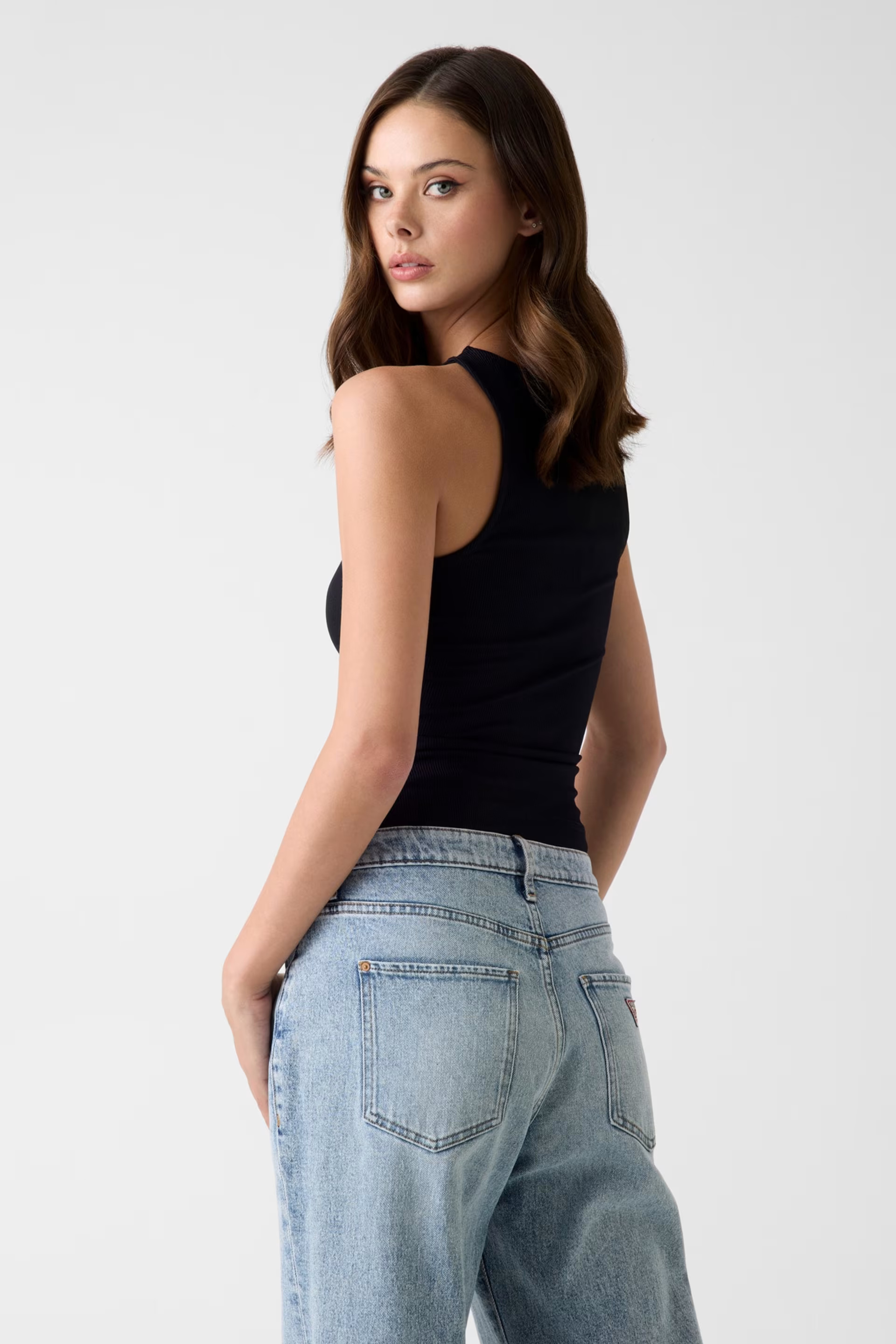 GUESS - Round Guendalina Top