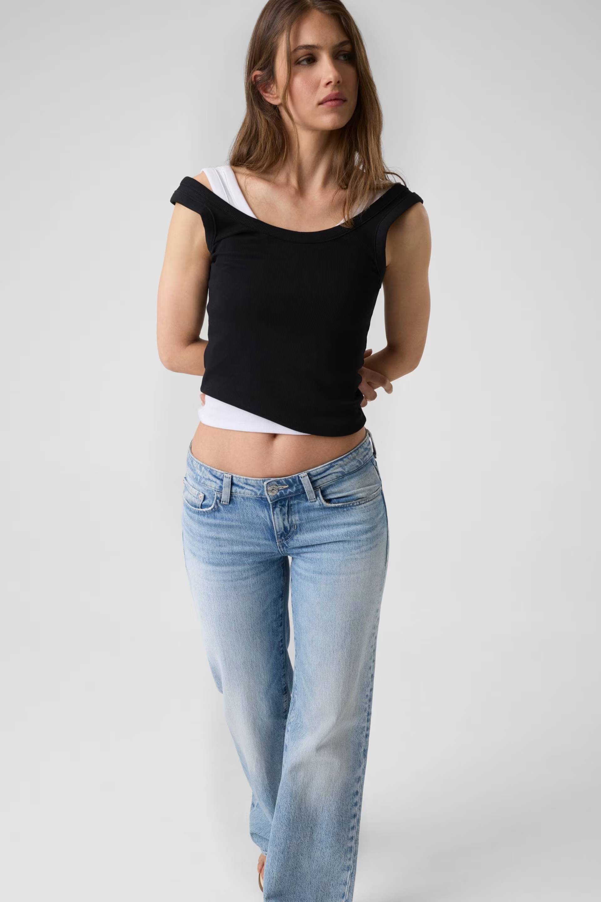 GUESS - Triangle Patch Rib Tank