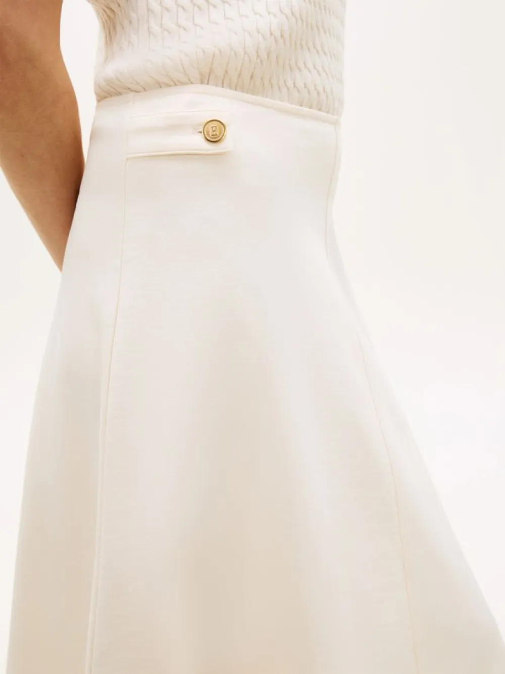 TOMMY HILFIGER - Gold Button Midi Skirt