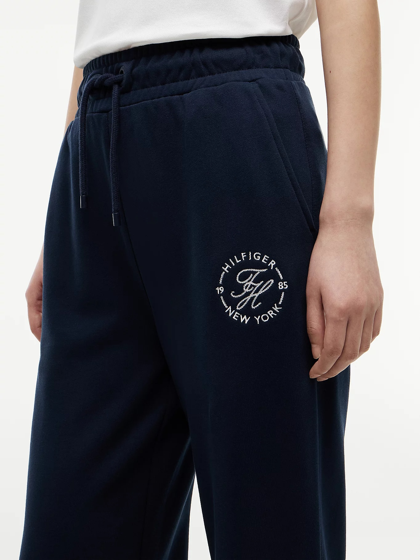 TOMMY HILFIGER - Logo Straight Drawstring Joggers