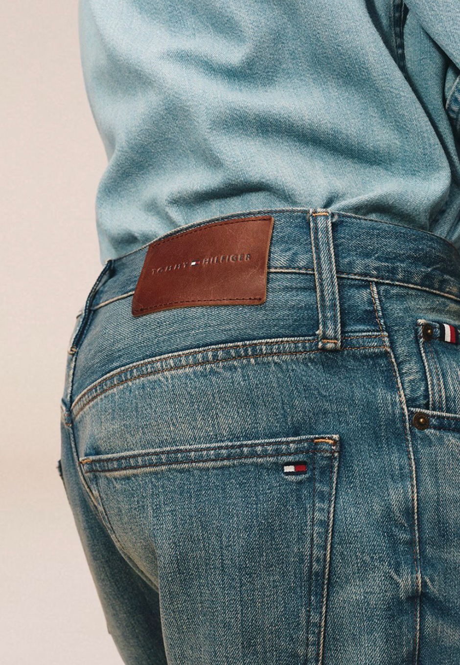 SHOP JEANS
