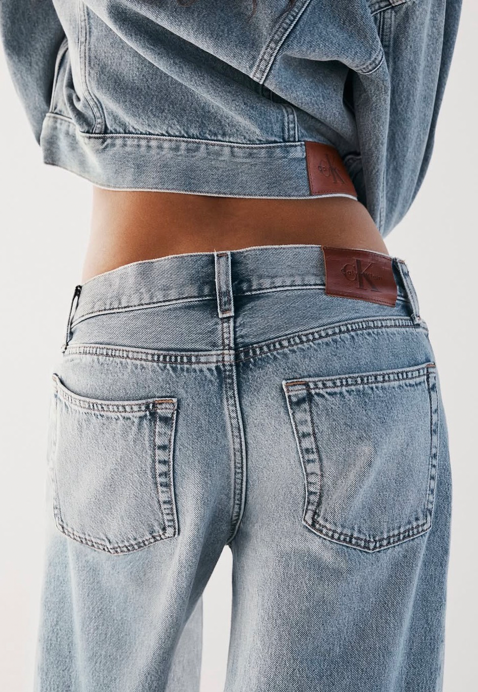 SHOP JEANS